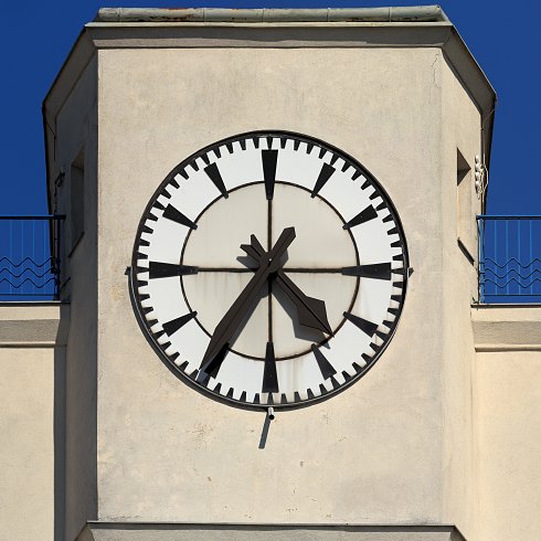 Clock 490x490